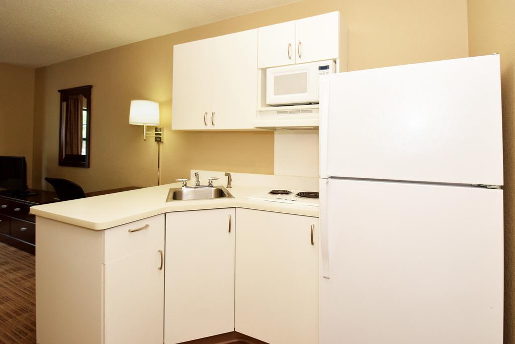 Mainstay Suites Chicago Hillside Εξωτερικό φωτογραφία