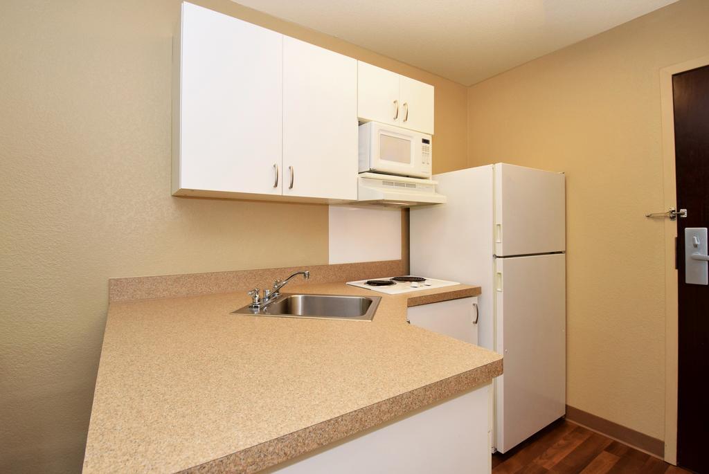 Mainstay Suites Chicago Hillside Εξωτερικό φωτογραφία