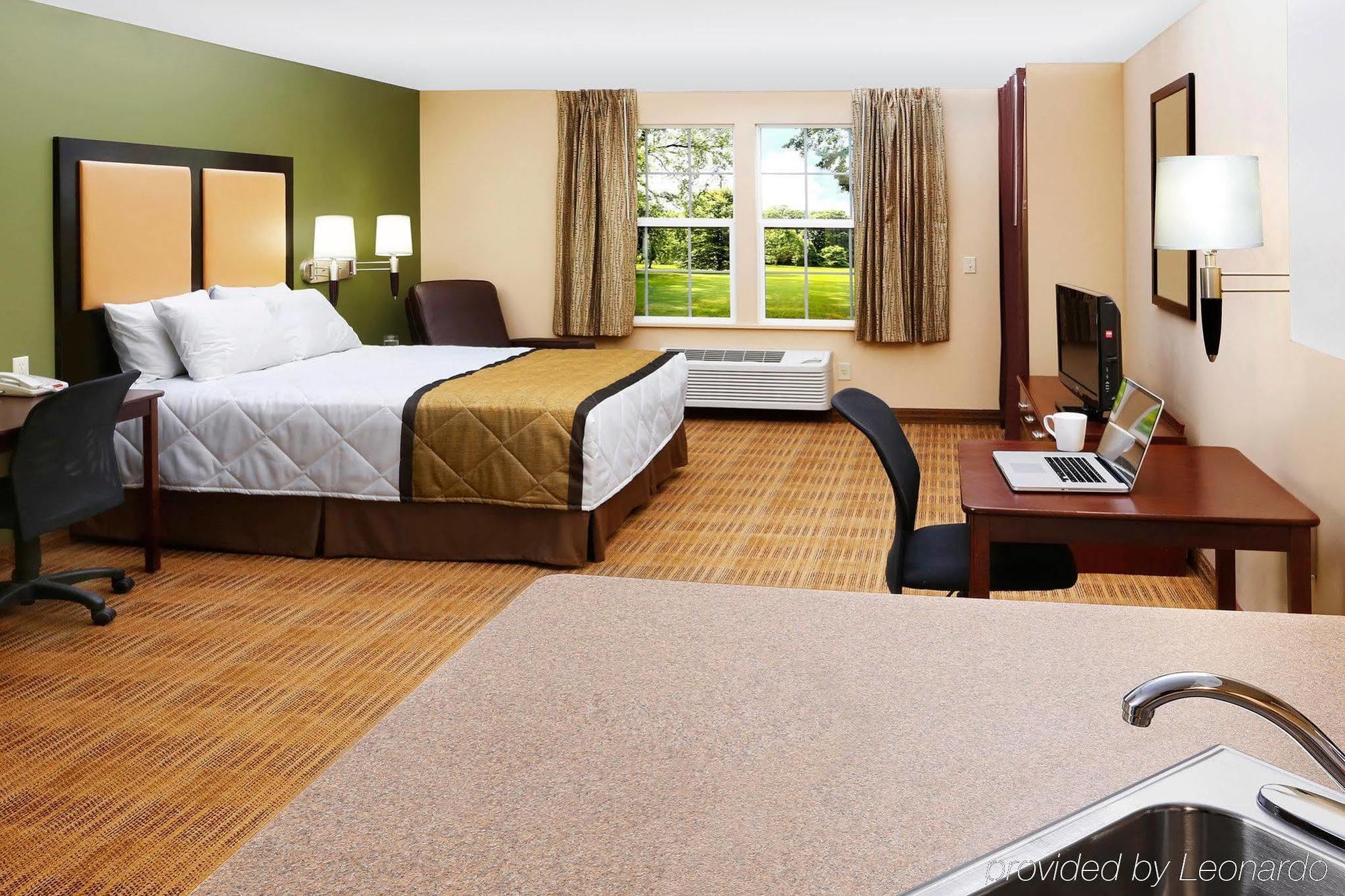 Mainstay Suites Chicago Hillside Εξωτερικό φωτογραφία